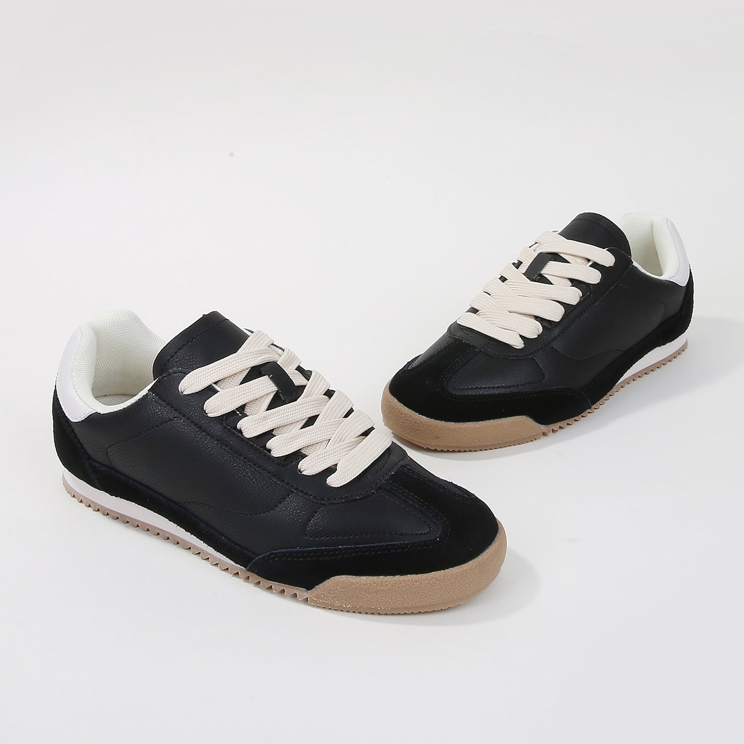 Landon Retro Lace-up Gum Sneakers